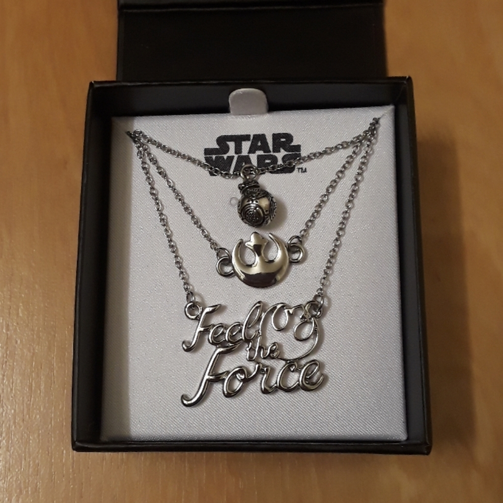 Star Wars Resistance Silver Tiered Necklace - Picture 5 of 8